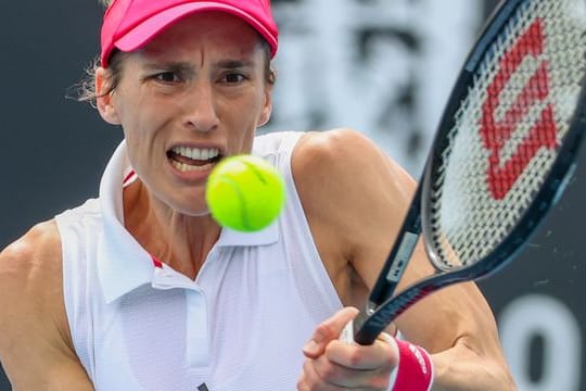 Scheiterte knapp bei der Phillip Island Trophy in der ersten Runde: Andrea Petkovic in Aktion.