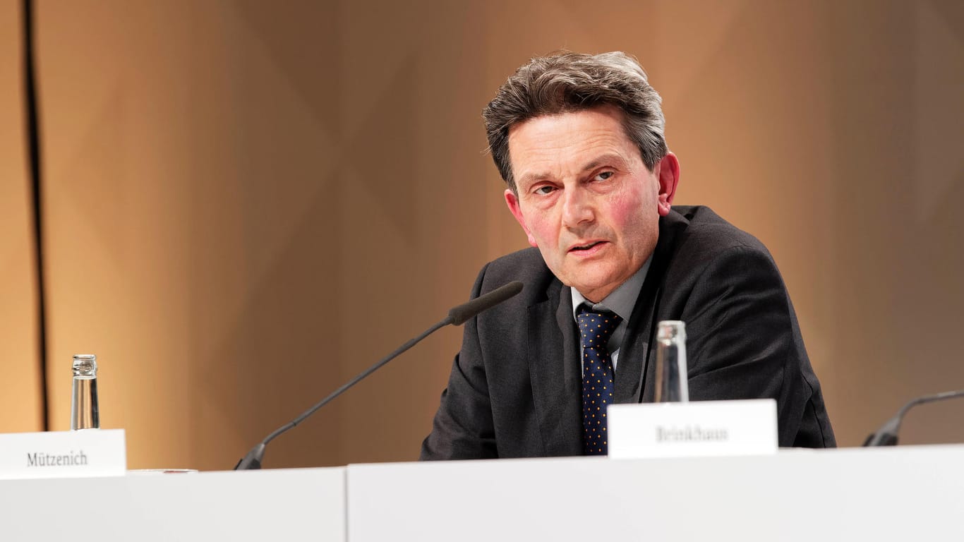 Ralf Mützenich: Der SPD-Fraktionschef wirft dem Koalitionspartner vor, Eltern nicht im Blick zu haben.