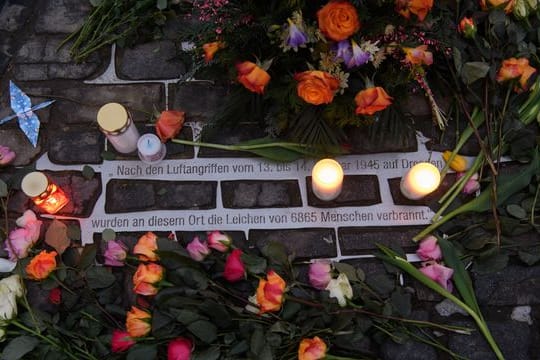 Rosen liegen am 76.