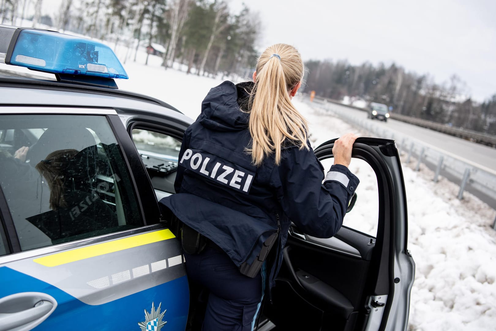 Grenzkontrollen: Hätten frühere Grenzschließungen die Ausbreitung des Coronavirus eindämmen können? (Symbolbild)