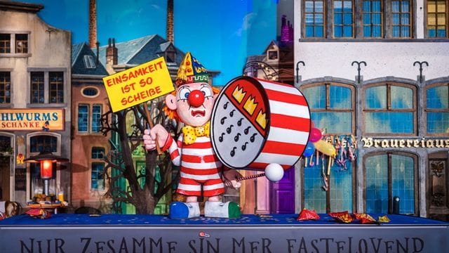 Ein Miniaturkarnevalswagen im Hänneschen-Theater. Ein Miniaturkarnevalswagen im Hänneschen-Theater.