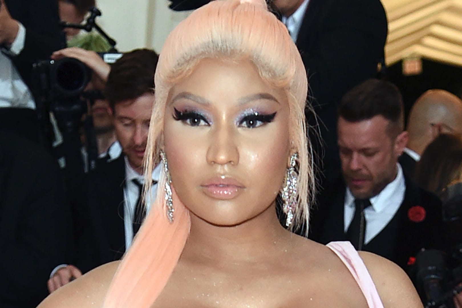 Die Rapperin Nicki Minaj bei einer Gala in New York (Archivbild). Ihr Vater Robert ist jetzt bei einem Autounfall getötet worden. Der Fahrer beging Unfallflucht.