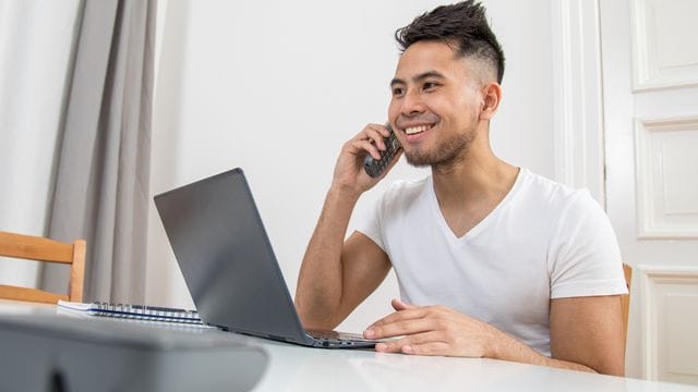 Wer einen Praktikumsplatz hat, muss viel Eigenintiative zeigen, wenn alle im Homeoffice arbeiten.