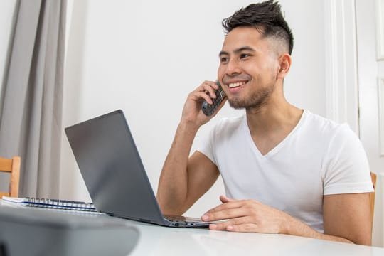 Wer einen Praktikumsplatz hat, muss viel Eigenintiative zeigen, wenn alle im Homeoffice arbeiten.