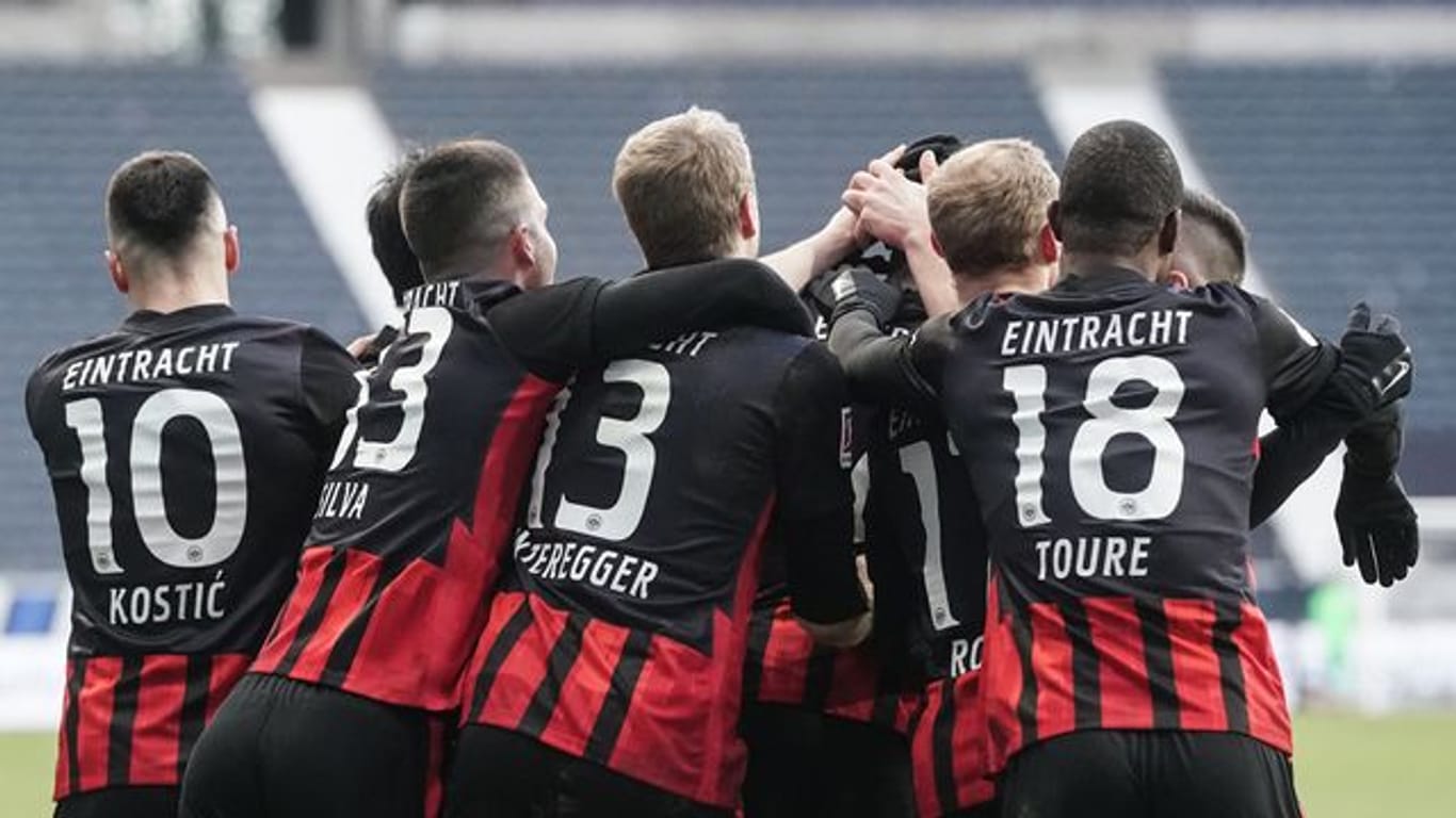 Mannschaft der Stunde: Eintracht Frankfurt will auch gegen die Bayern Grund zum Jubel haben.