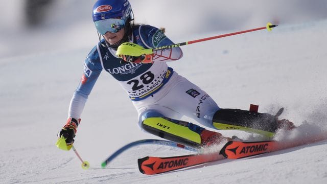 Mikaela Shiffrin wurde Weltmeisterin in der alpinen Kombination. Mikaela Shiffrin wurde Weltmeisterin in der alpinen Kombination.