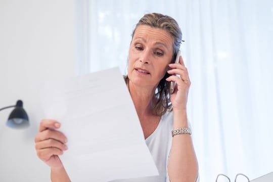 Wer seine Bank wechselt, sollte gezielt nach möglichen Negativzinsen fragen.