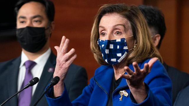 Nancy Pelosi, Mehrheitsführerin im Repräsentantenhaus, kündigt eine unabhängige Untersuchungskommission zur Aufarbeitung der gewaltsamen Erstürmung des US-Kapitols an.