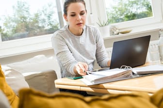 Homeoffice: Seit November hat die Zahl der Beschäftigten, die von zu Hause aus arbeiten, zugenommen.