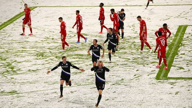 Das 3:3 von Bayern München gegen Arminia Bielefeld war das siebte Remis des 21. Das 3:3 von Bayern München gegen Arminia Bielefeld war das siebte Remis des 21.