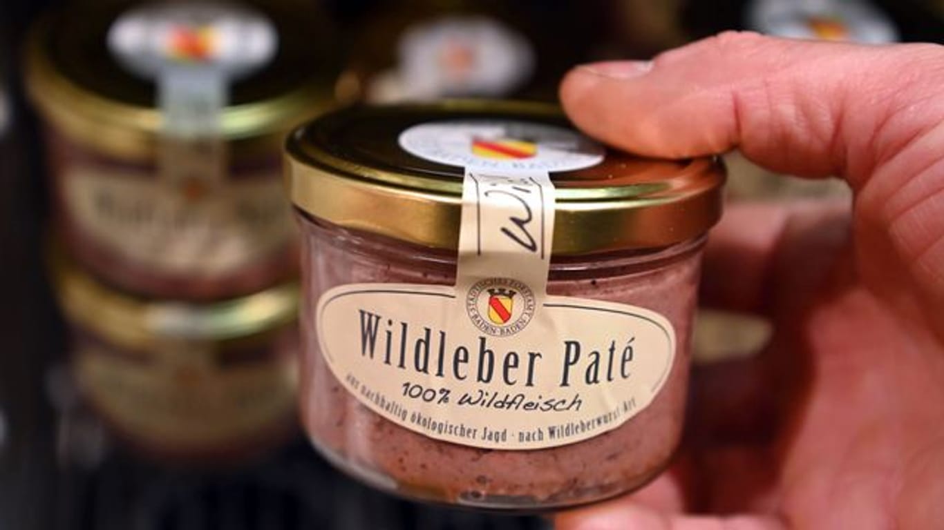 Die Wildleber-Pate stammt vom Städtischen Forstamt Baden-Baden und wird dort zum Verkauf angeboten.