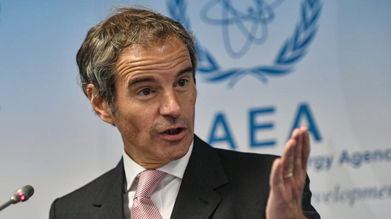 Rafael Grossi, Generaldirektor der Internationalen Atomenergiebehörde (IAEA), spricht bei einer Pressekonferenz.
