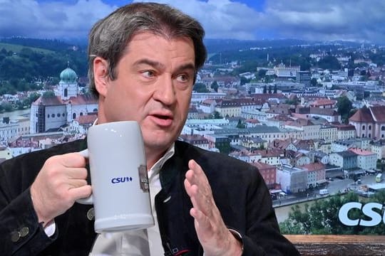 Markus Söder: Beim politischen Aschermittwoch spottet der bayerische Ministerpräsident über andere Parteien.