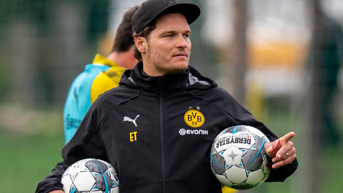 Edin Terzic: Der aktuelle BVB-Trainer wird im Sommer durch Marco Rose ersetzt. Edin Terzic: Der aktuelle BVB-Trainer wird im Sommer durch Marco Rose ersetzt.