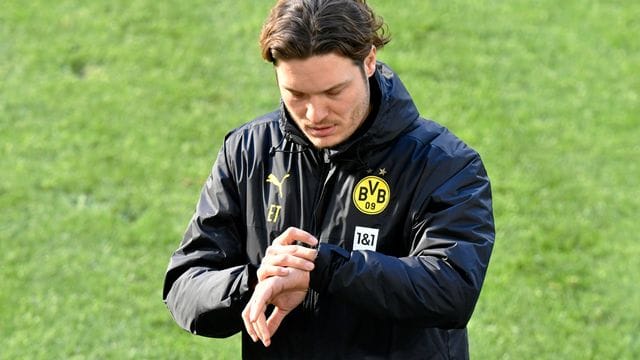 Bleibt weiter im Trainerstab von Borussia Dortmund: Edin Terzic. Bleibt weiter im Trainerstab von Borussia Dortmund: Edin Terzic.