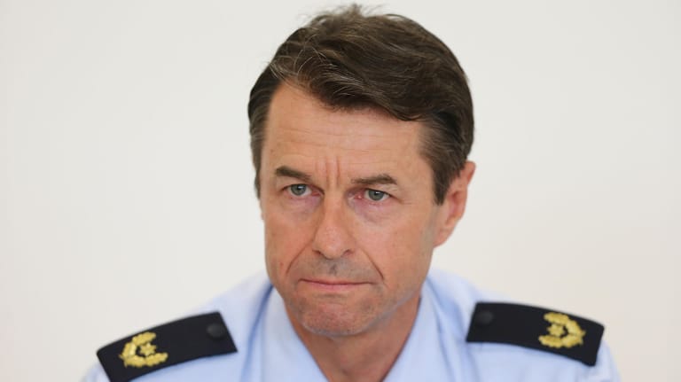 Bernhard Weber, damals Polizeivizepräsident: Die Razzia sollte rechtsfreie Räume unterbinden.