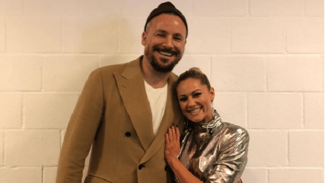 Sascha Gaugel: Der Designer kleidete die großen Stars ein, hier posiert er mit Helene Fischer.