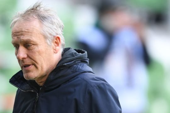 Hält nichts von einer bevorzugten Corona-Impfung von Profifußballern: Freiburg-Coach Christian Streich.