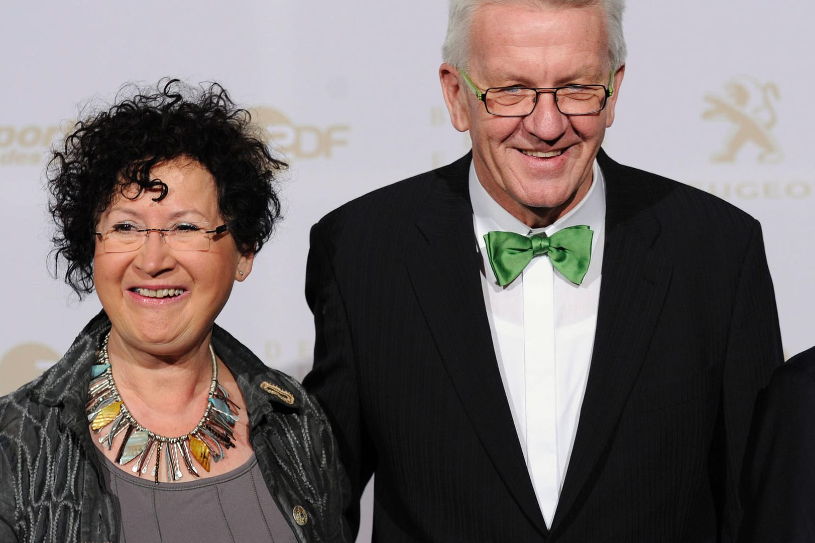 Gerlinde (l) und Winfried Kretschmann: Der Ministerpräsident streicht Termine, um für seine Frau da zu sein.