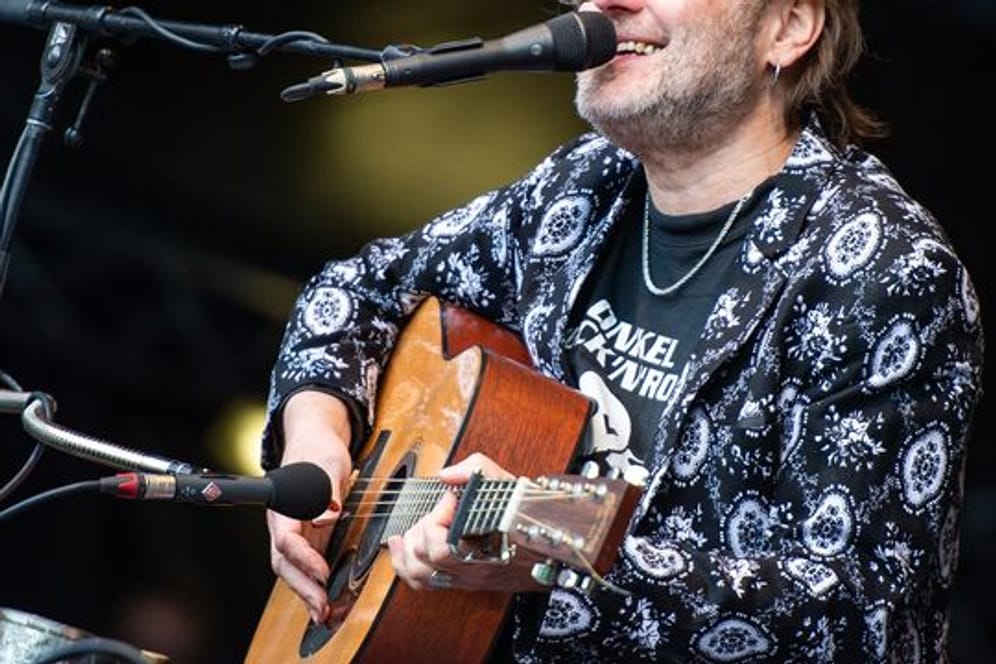 Stefan Stoppok bei einem Konzert 2018 in Essen.