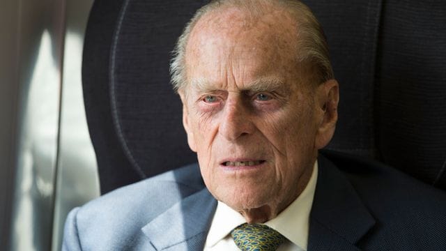 Der britische Prinz Philip bleibt "vorsorglich" im Krankenhaus.
