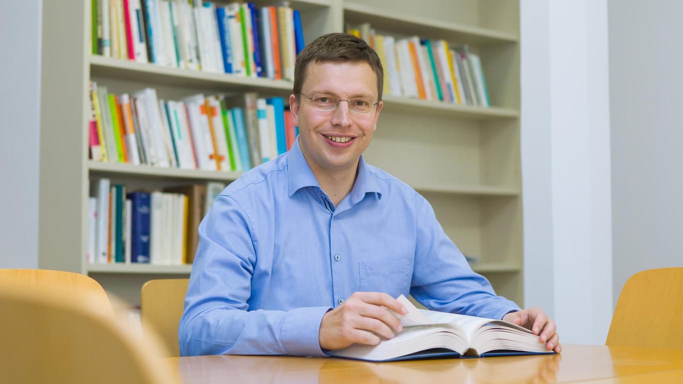 Professor Dr. Hannes Zacher: Der Psychologe lehrt an der Universität Leipzig.