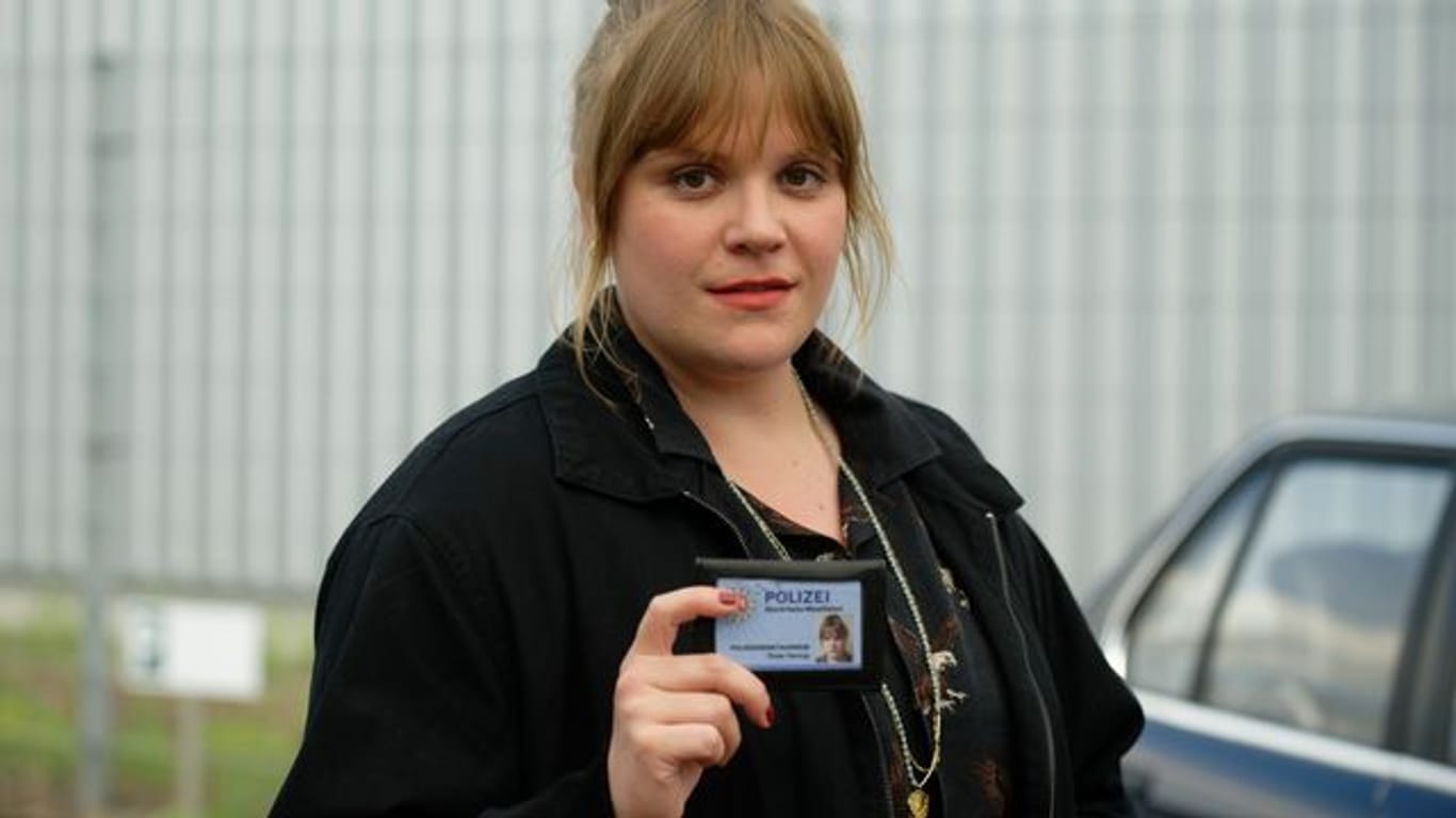 Die Schauspielerin Stefanie Reinsperger als Hauptkommissarin Rosa Herzog ermittelt in Dortmund.
