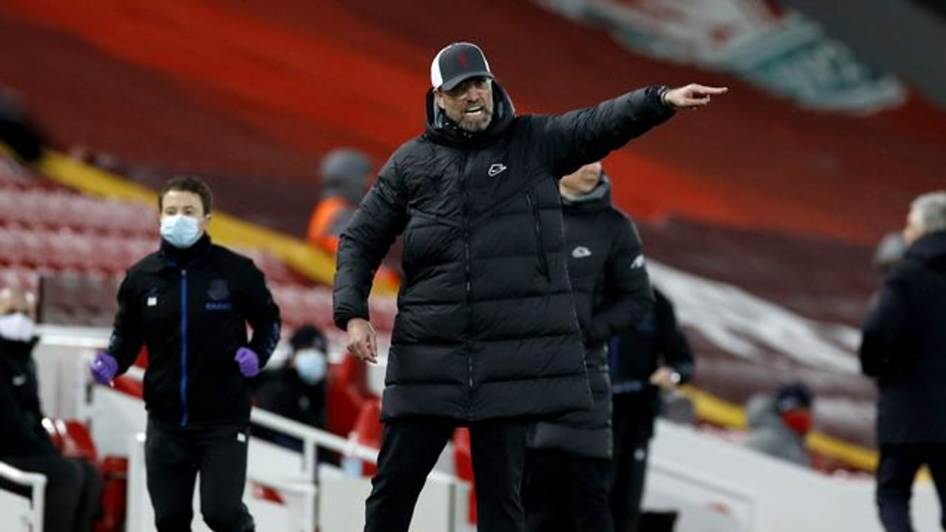 Liverpool-Trainer Jürgen Klopp tat die Niederlage gegen den Lokalrivalen "sehr, sehr" weh.