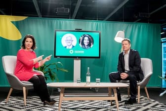 Die Grünen-Vorsitzenden Annalena Baerbock und Robert Habeck beim digitalen Politischen Aschermittwoch ihrer Partei.