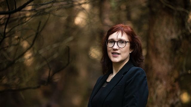 In den Büchern der irischen Autorin Sam Blake ("The Dark Room", "Keep Your Eyes on Me") gibt es immer starke weibliche Charaktere. In den Büchern der irischen Autorin Sam Blake ("The Dark Room", "Keep Your Eyes on Me") gibt es immer starke weibliche Charaktere.