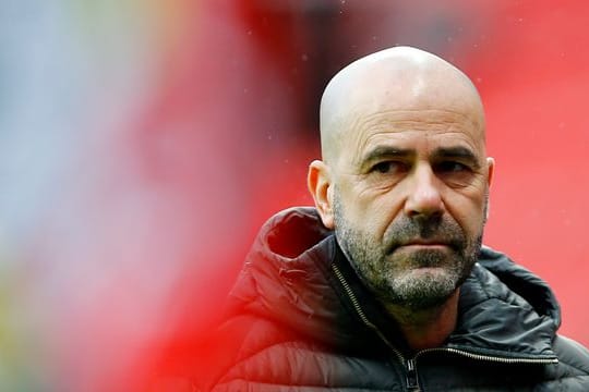 Holt gegen den FC Augsburg sechs neue Profis in die Startelf: Leverkusens Trainer Peter Bosz.