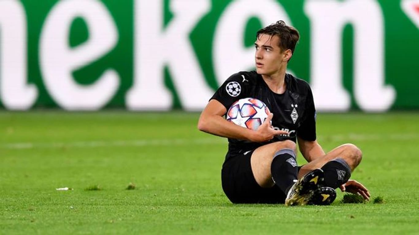 Neuhaus hat offen gelassen, ob er auch in der kommenden Saison für Borussia Mönchengladbach auflaufen wird.