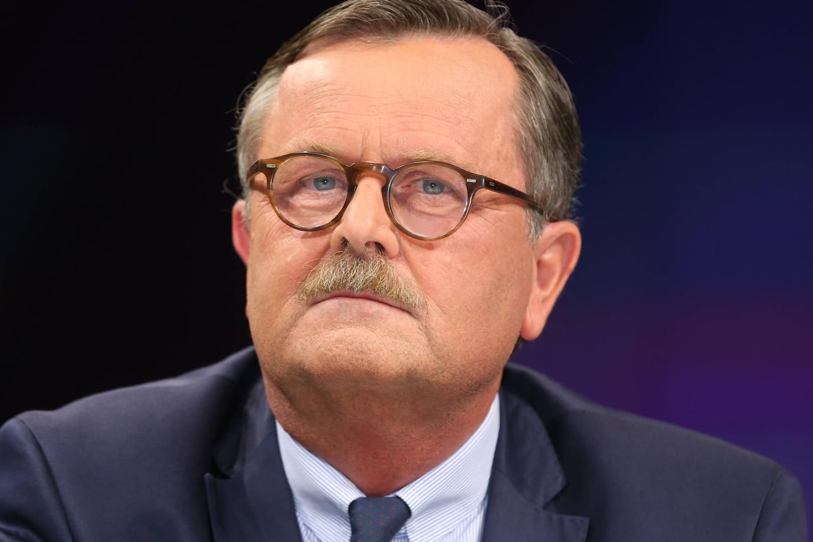 Der Vorsitzende des Weltärztebundes Frank Ulrich Montgomery: "Bei jeder Lockerung wird es einen deutlichen Anstieg der Zahlen geben."
