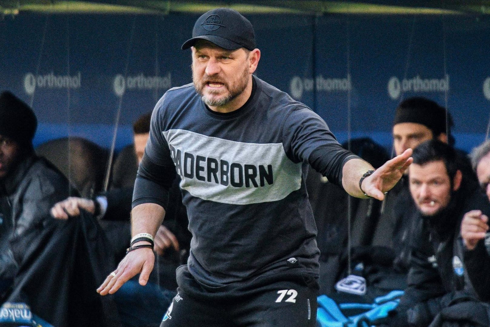 Steffen Baumgart: Der Coach des SC Paderborn gilt wohl als "Geheimfavorit" bei einem Schalker Neustart.