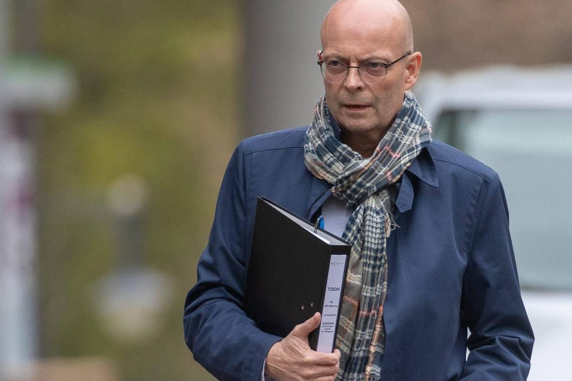 Bernd Wiegand, Oberbürgermeister von Halle: Die Durchsuchung bedeutet laut Staatsanwaltschaft keine Vorverurteilung, es gelte die Unschuldsvermutung.