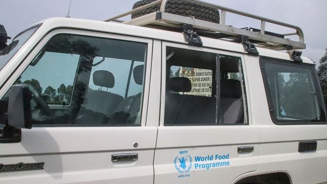 Das Fahrzeug, in dem der italienische Botschafter Luca Attanasio getötet wurde. Das Fahrzeug, in dem der italienische Botschafter Luca Attanasio getötet wurde.