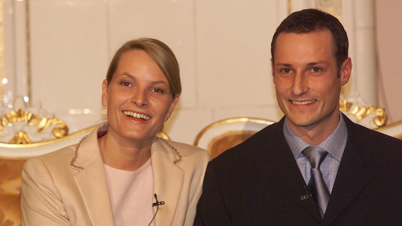 Mette-Marit und Haakon: 2000 gaben die beiden ihre Verlobung bekannt.