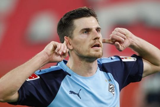Widerspricht Berichten über Streit zwischen Gladbacher Spielern und Trainer Marco Rose: Jonas Hofmann.