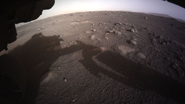Der US-Rover "Perseverance" hat erste Videos von seiner Landung und Audio-Aufnahmen vom Mars zur Erde geschickt. Der US-Rover "Perseverance" hat erste Videos von seiner Landung und Audio-Aufnahmen vom Mars zur Erde geschickt.