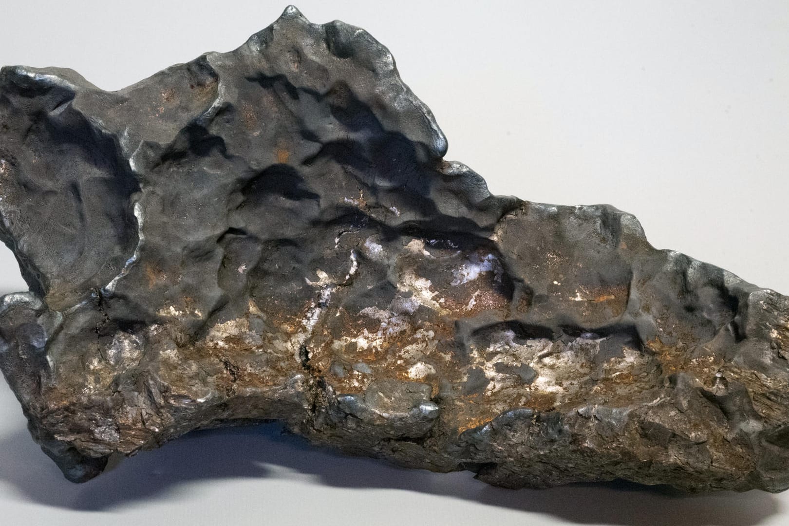 Der gefundene Meteorit: In Schweden haben zwei Geologen eine interessante Entdeckung gemacht.