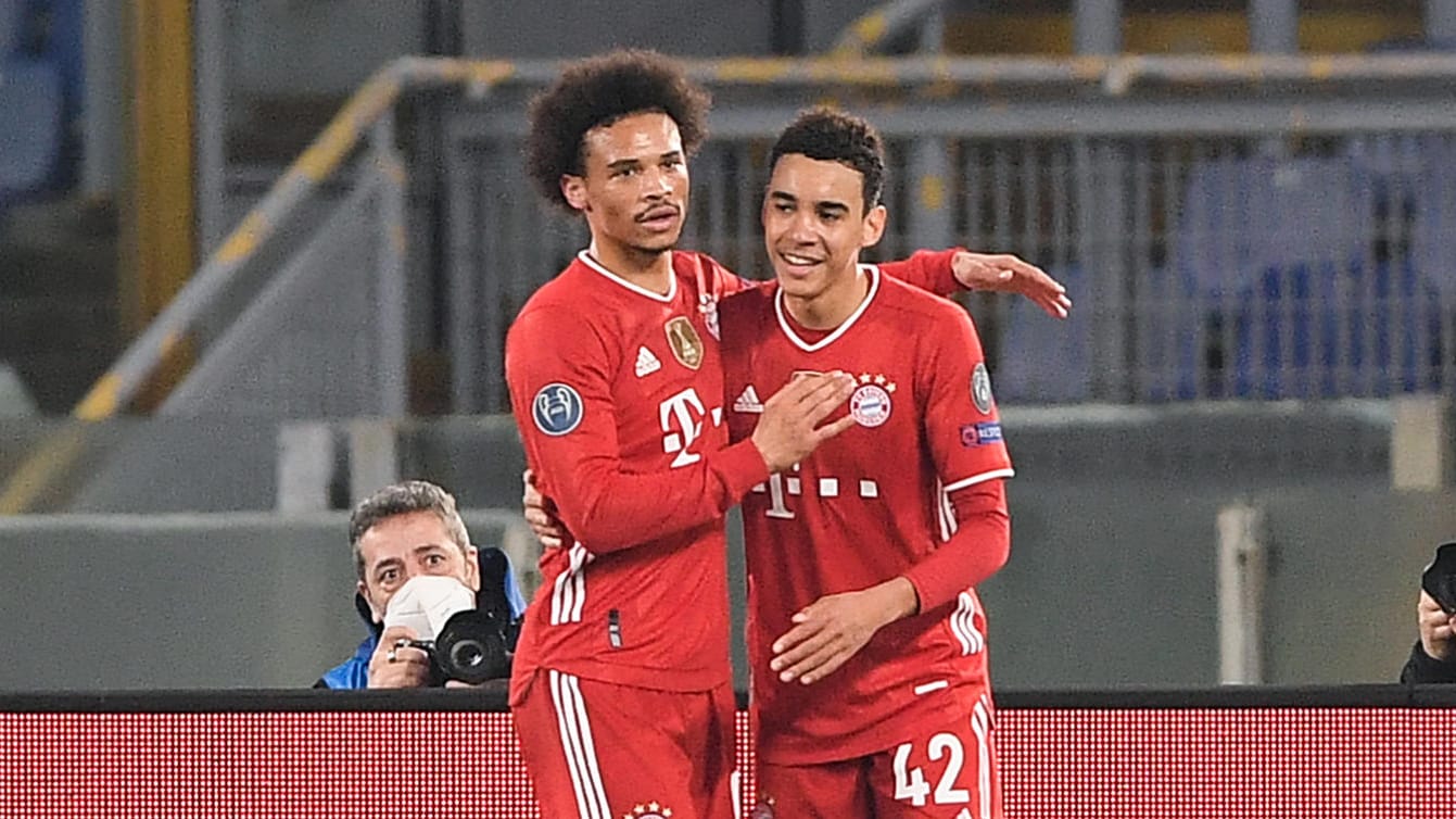 Die beiden Torschützen unter sich: Leroy Sané (li.) und Jamal Musiala (re.).