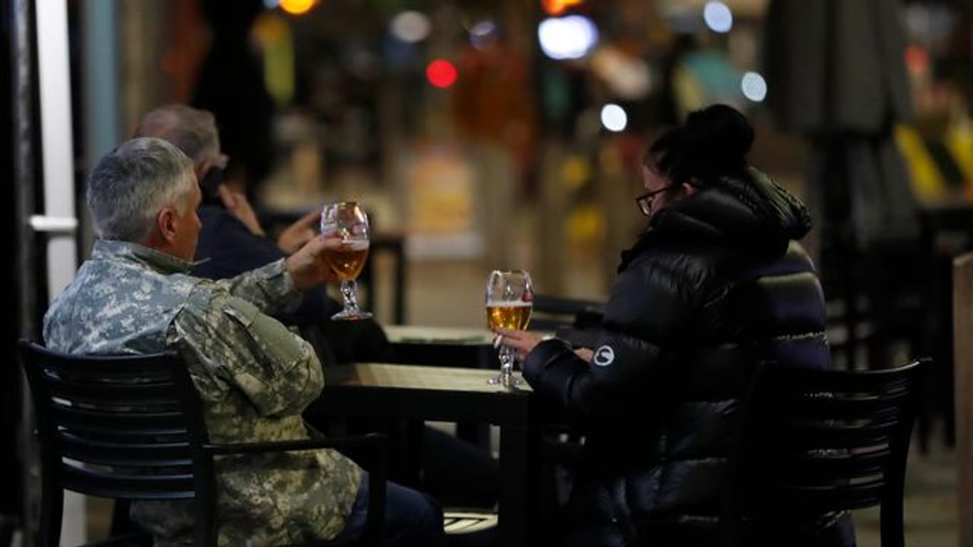 Eine britische Studie zeigt auf, in welchen Berufen (zu) viel getrunken wird.