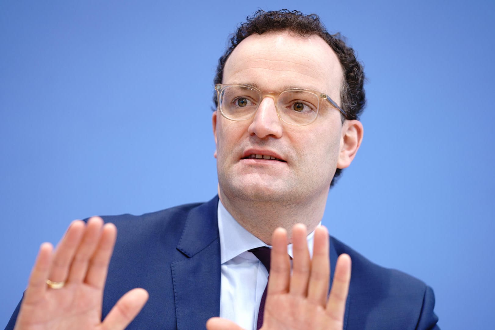 Gesundheitsminister Jens Spahn: Kommende Woche würden weitere Selbsttests genehmigt.