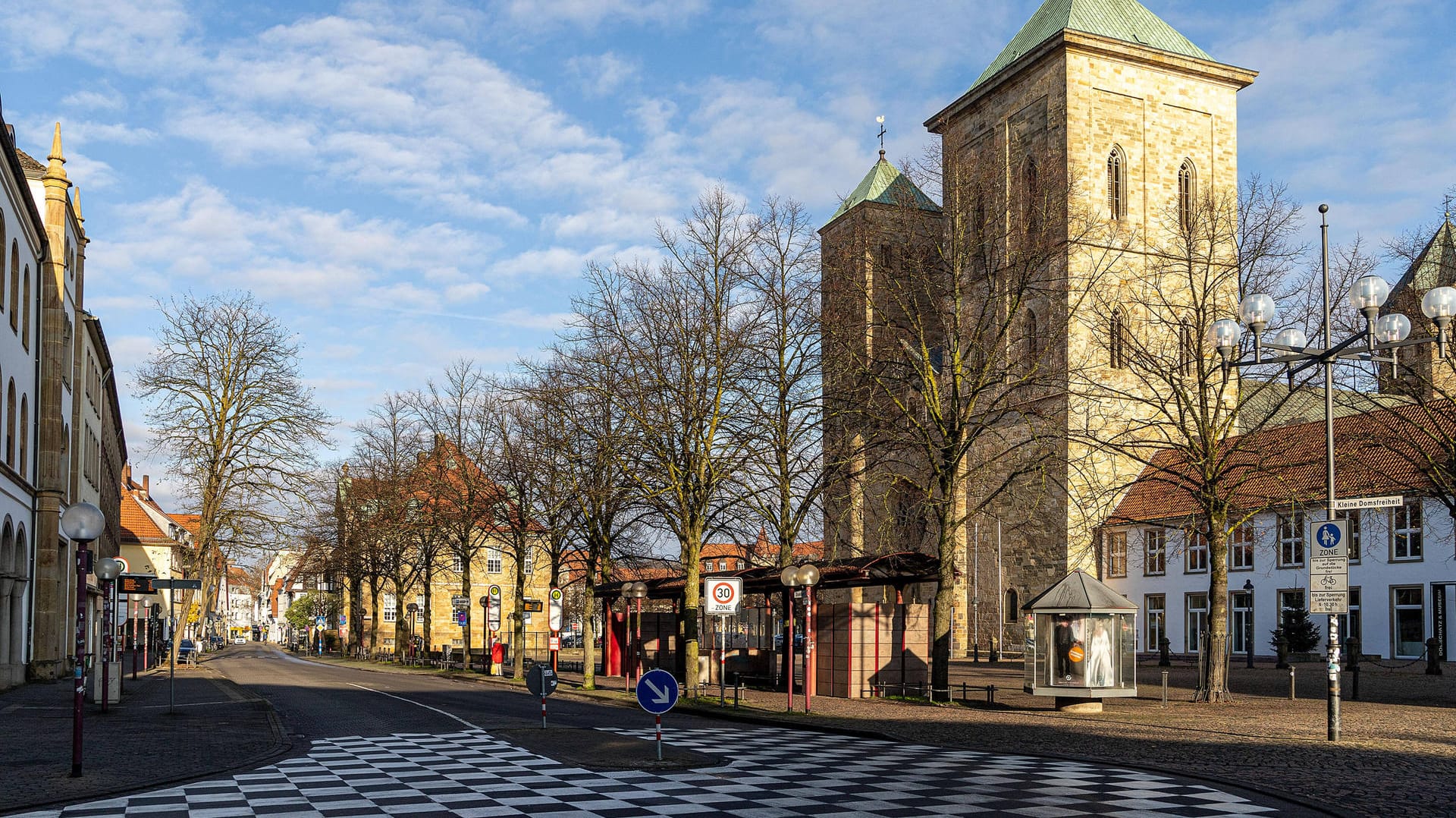 Innenstadt Osnabrück: Ein Autofahrer sucht dort seit drei Wochen seinen Wagen. Innenstadt Osnabrück: Ein Autofahrer sucht dort seit drei Wochen seinen Wagen.