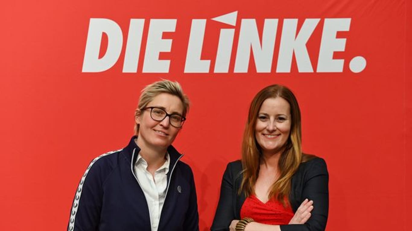 Susanne Hennig-Wellsow (l), Landesvorsitzende von Die Linke Thüringen, und Janine Wissler, stellvertretende Parteivorsitzende der Linken auf Bundesebene, wollen an die Spitze der Partei.