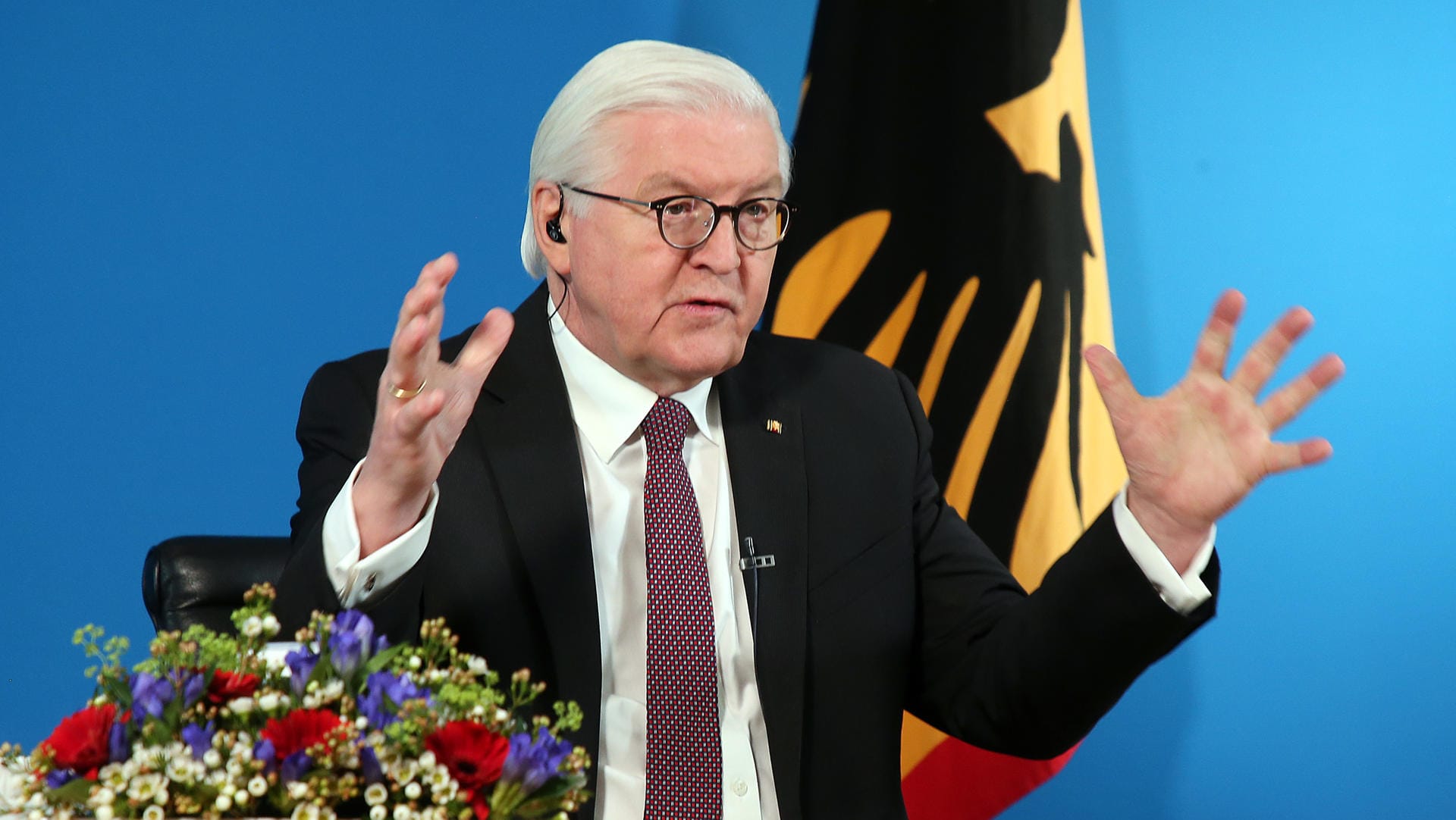 Frank-Walter Steinmeier: Seiner Ansicht nach verdienten alle zugelassenen Impfstoffe "unser Vertrauen". Frank-Walter Steinmeier: Seiner Ansicht nach verdienten alle zugelassenen Impfstoffe "unser Vertrauen".