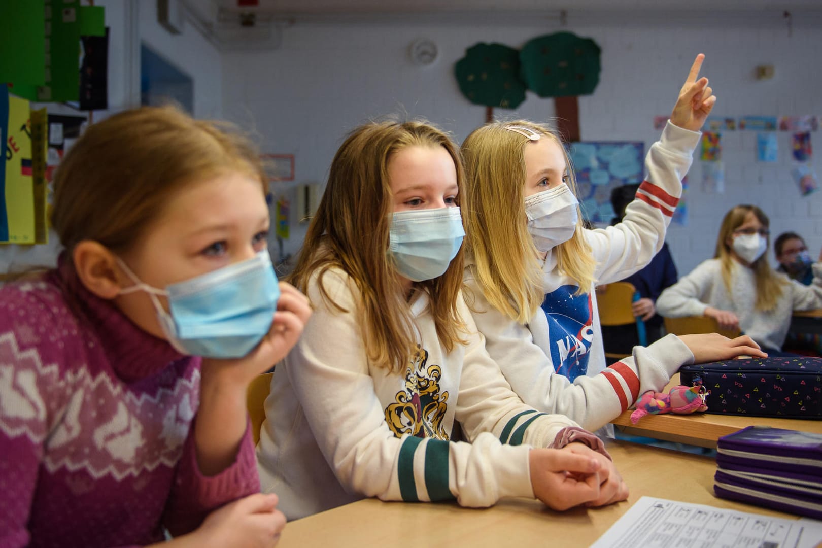 Bildung in Corona-Zeiten: Seit Montag können Grundschüler in Schleswig-Holstein wieder die Schulen besuchen. (Symbolbild)