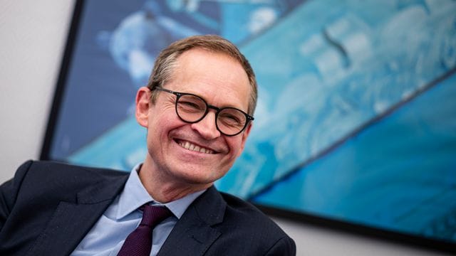Michael Müller spricht sich gegen Enteignung von Wohnungskonzernen aus.