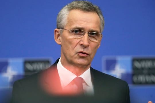 Jens Stoltenberg, Generalsekretär der Nato, berät mit den Staats- und Regierungschefs der EU.