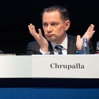 Jörg Meuthen und Tino Chrupalla beim Parteitag der AfD 2019: Der diesjährige Parteitag wird im April stattfinden.